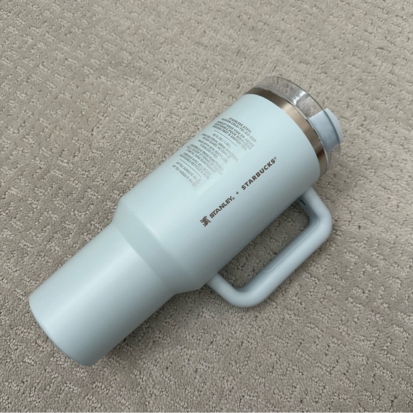 ❌❌❌SOLD❌❌❌ Stanley Starbucks Spring Blue - Picture 2 of 4